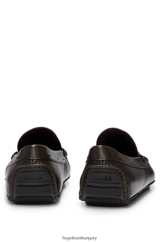 Hugo Boss vezetőtalpú mokaszinok bőrből, sötétbarna hugo márkás díszítéssel 80P64948 sötétbarna