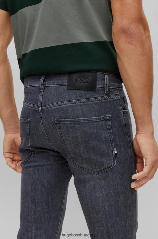 Hugo Boss normál szabású farmer szürke komfort-sztreccs farmer szürke hugo színben 80P61594 szürke