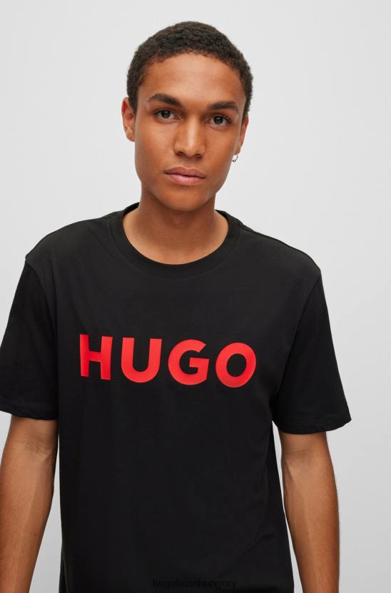 Hugo Boss fekete hugo pamutdzsörzé normál szabású póló kontraszt logóval 80P62181 fekete