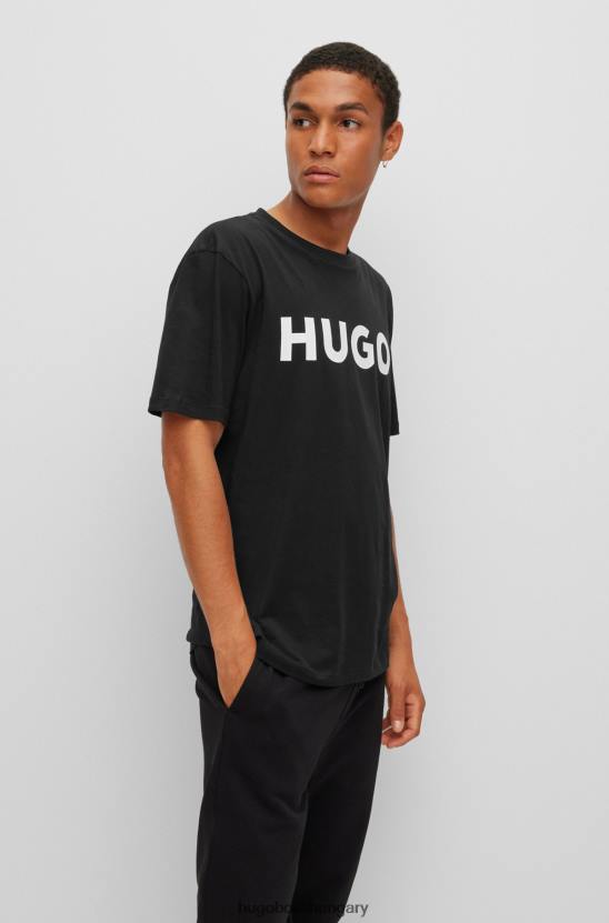 Hugo Boss pamutdzsörzé normál szabású póló kontraszt logóval hugo fekete 80P62180 fekete