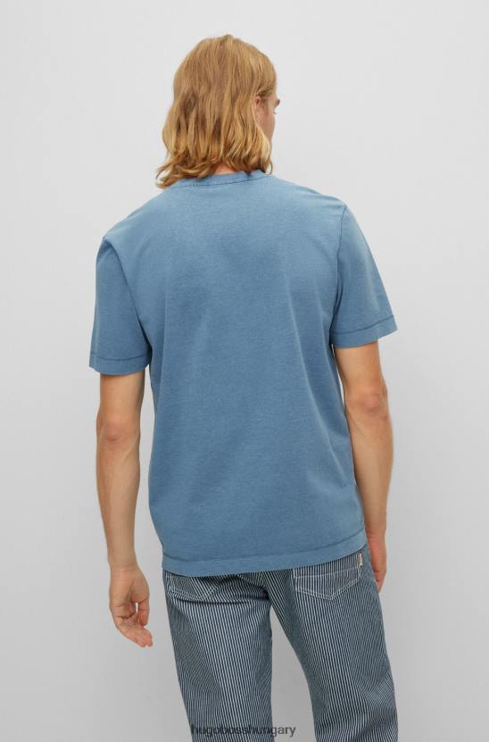 Hugo Boss világoskék pamutdzsörzé normál szabású póló emblémával, hugo nyomattal 80P63426 világoskék