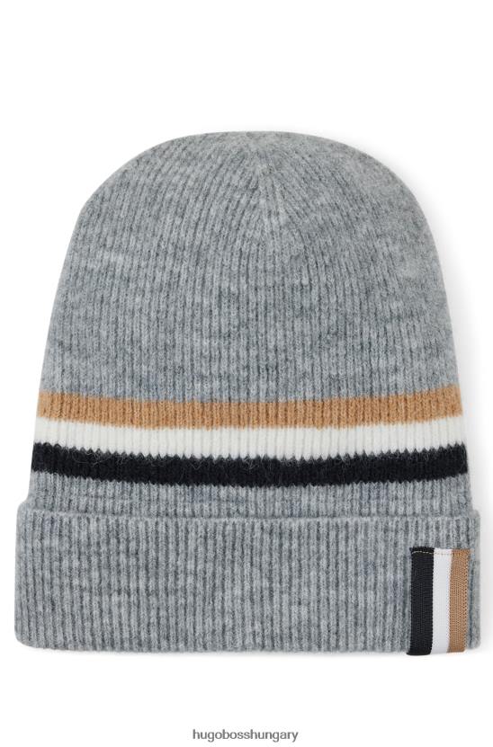 Hugo Boss ezüst hugo bordás sapka jellegzetes csíkokkal 80P65290 ezüst