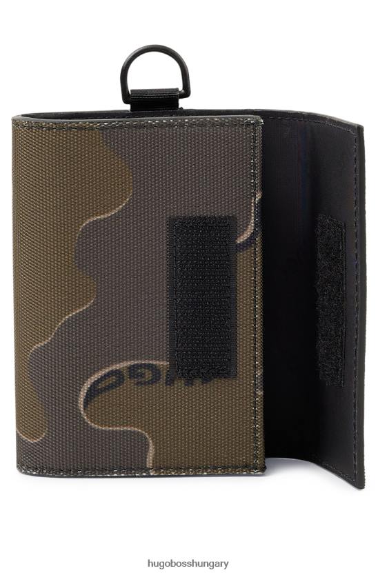 Hugo Boss kulcstartó és terepszínű mintás kártyatok ajándékkészlet mintás hugo 80P65647 mintás